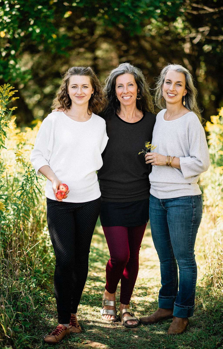 Chandail Perla ivoire avoine ou noir de Marie C