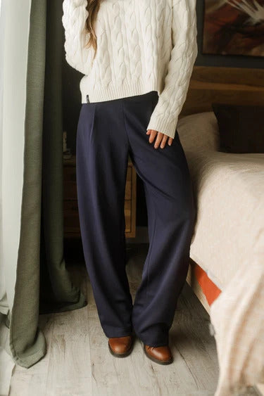 Pantalon à plis Scuba noir de Louve