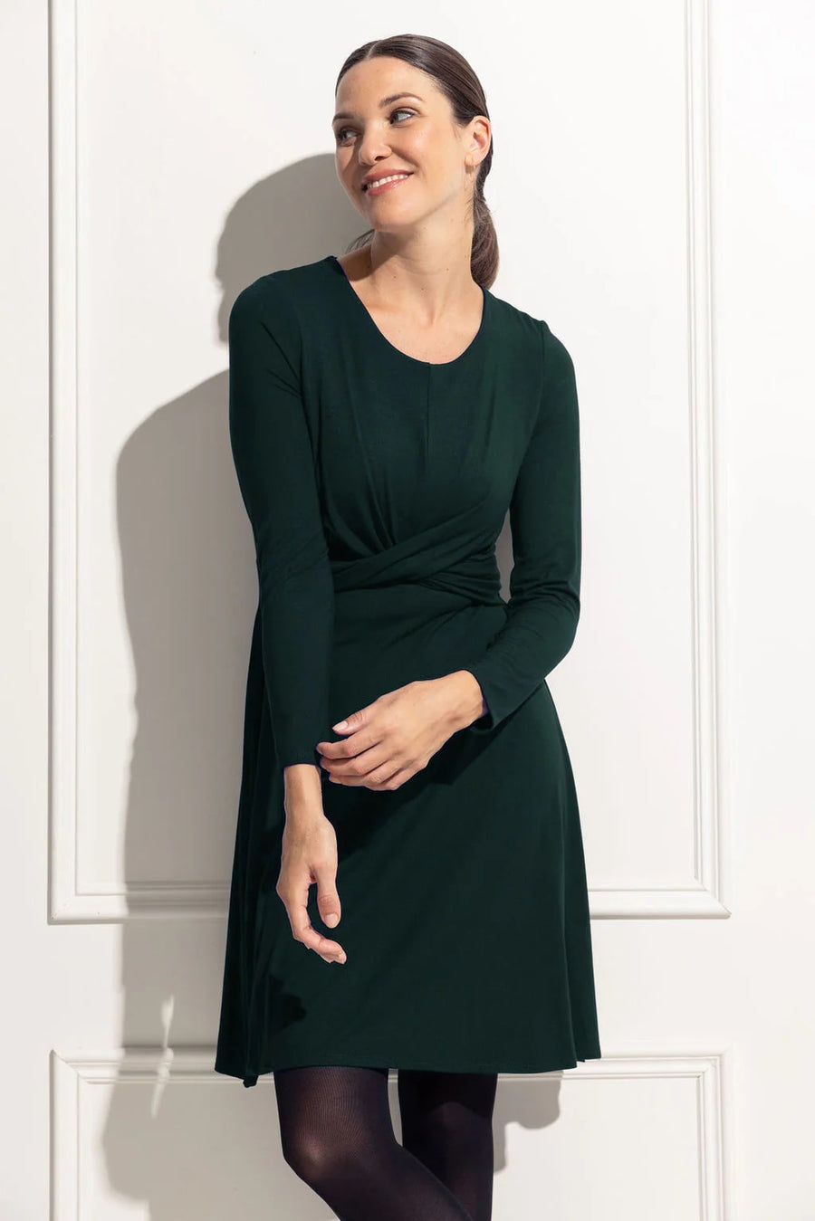 Robe Whitney noire par Cherry Bobin