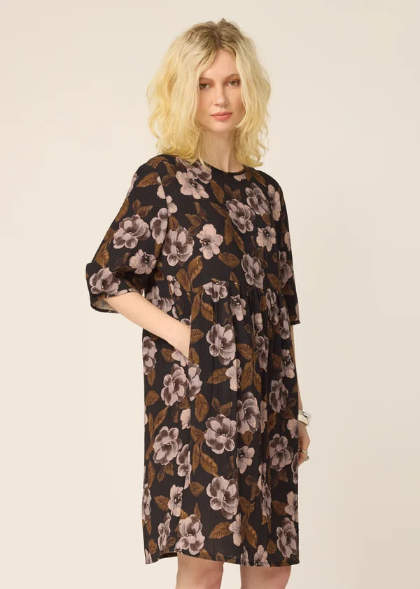 Robe Emma flowers noir de Cokluch