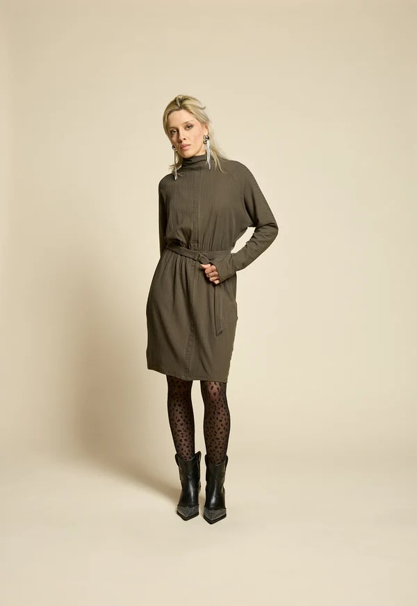Robe pretty olive de Cokluch