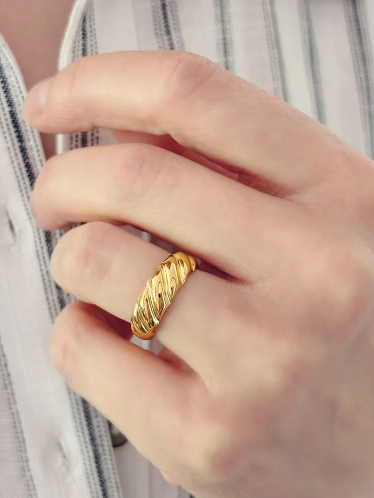 Bague Dalina dorée de Tokade