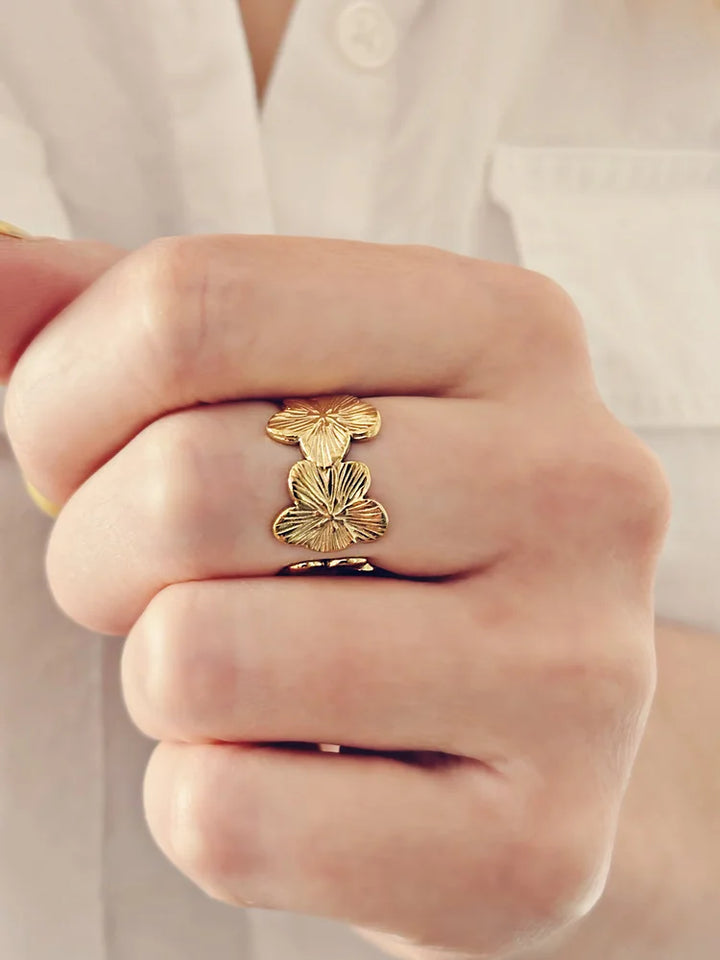Bague Flower dorée de Tokade