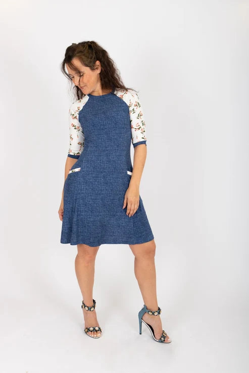 Robe Raphaëlle noire ou bleue de Infime