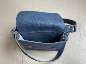 Pochette Hatley bleu lavande de Kazak