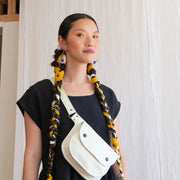 Pochette Amaru ivoire ou crème de Kazak