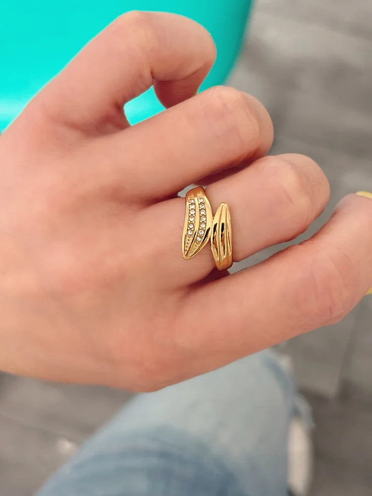 Bague Kyna dorée de Tokade