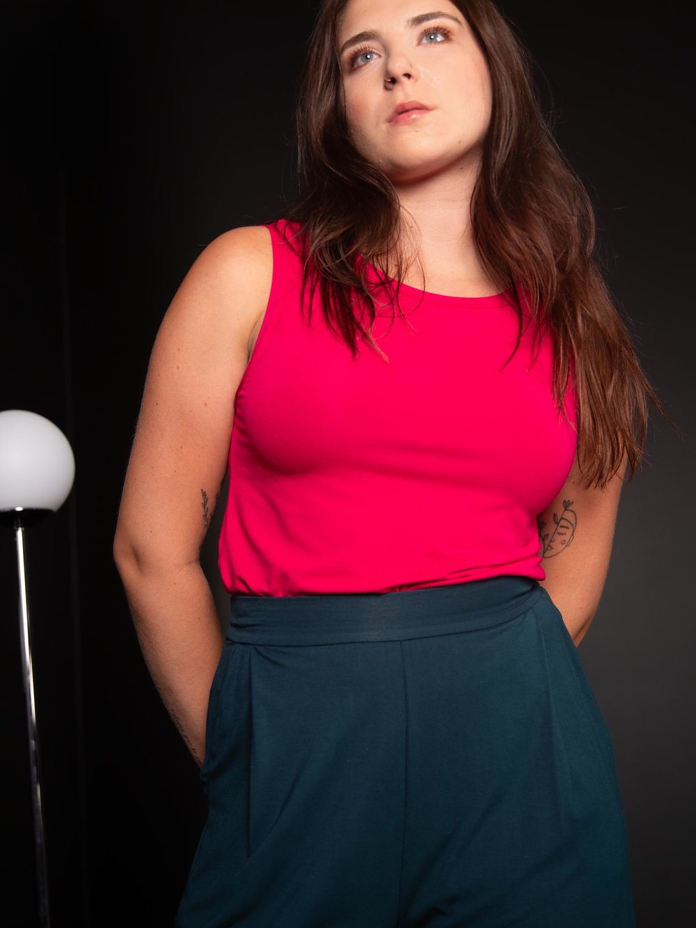 Camisole néon noire ou vert lime de Slak