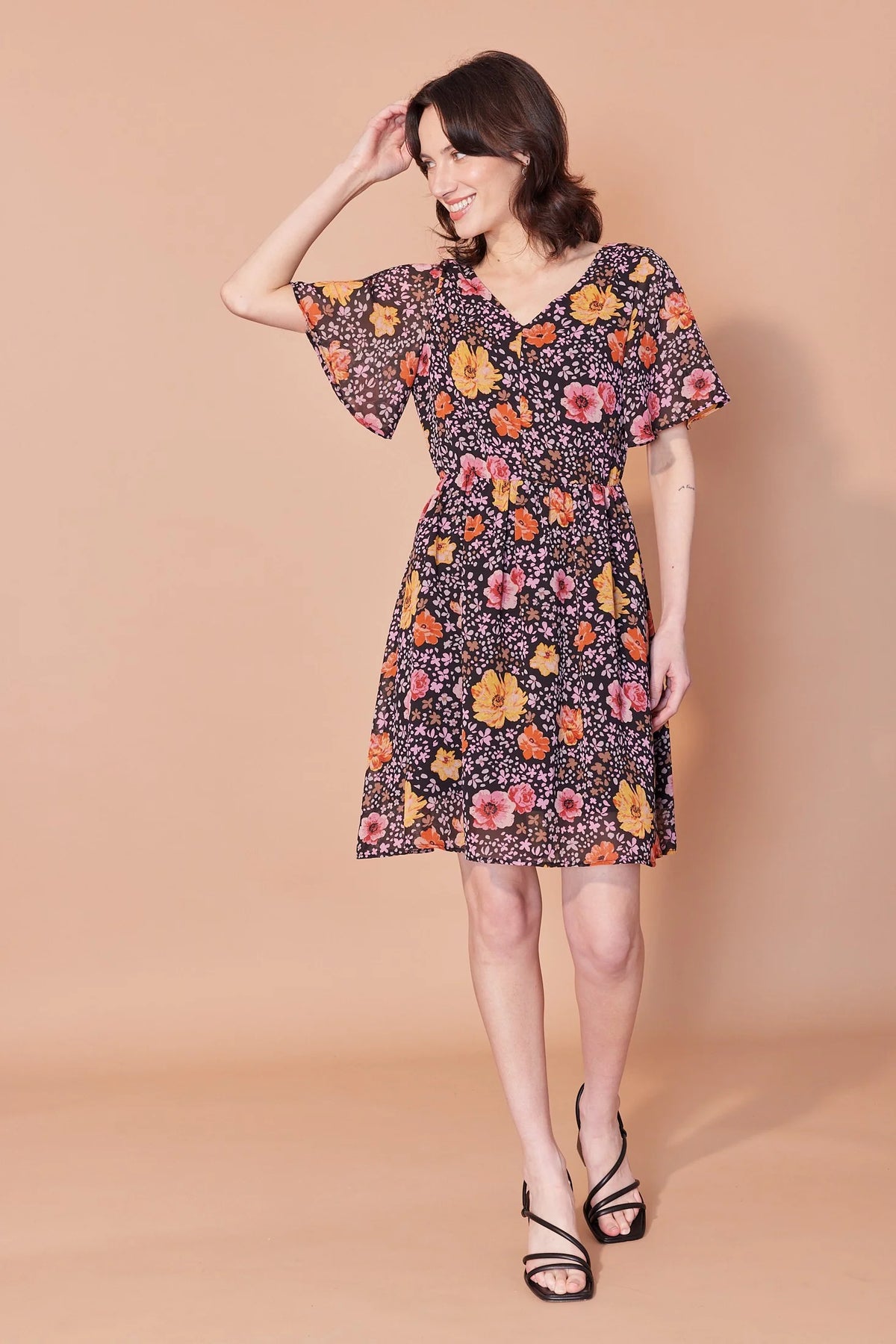 Robe Sissi fleurs et pico par Cherry Bobin