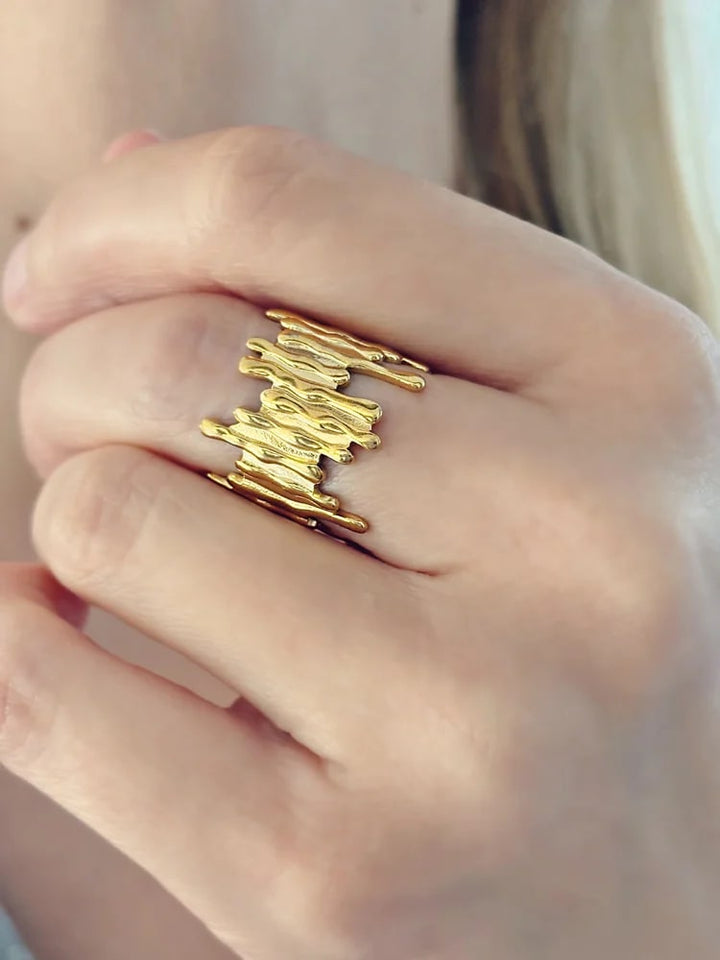 Bague Romeus dorée de Tokade