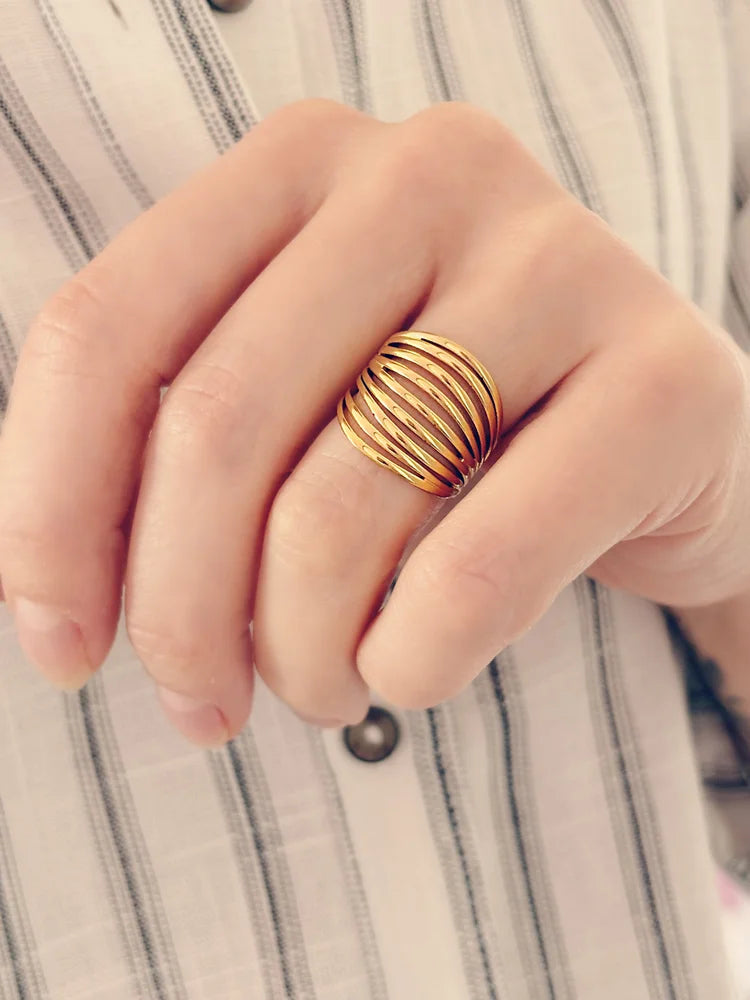 Bague Thatiana dorée de Tokade