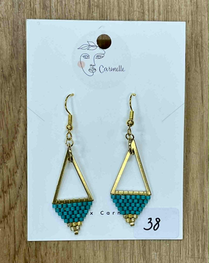 Boucles d'oreilles éventails en perles de verre turquoise #30 par Carmelle