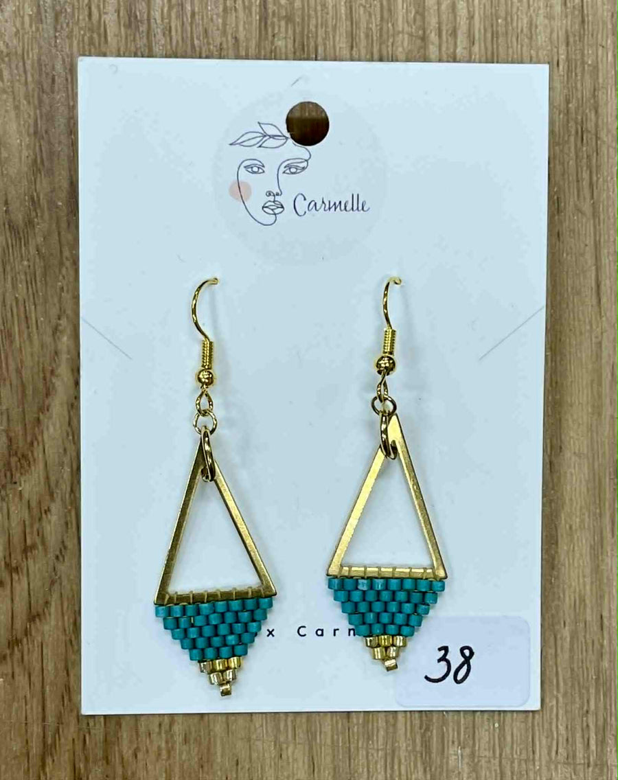 Boucles d'oreilles éventails en perles de verre turquoise #30 par Carmelle