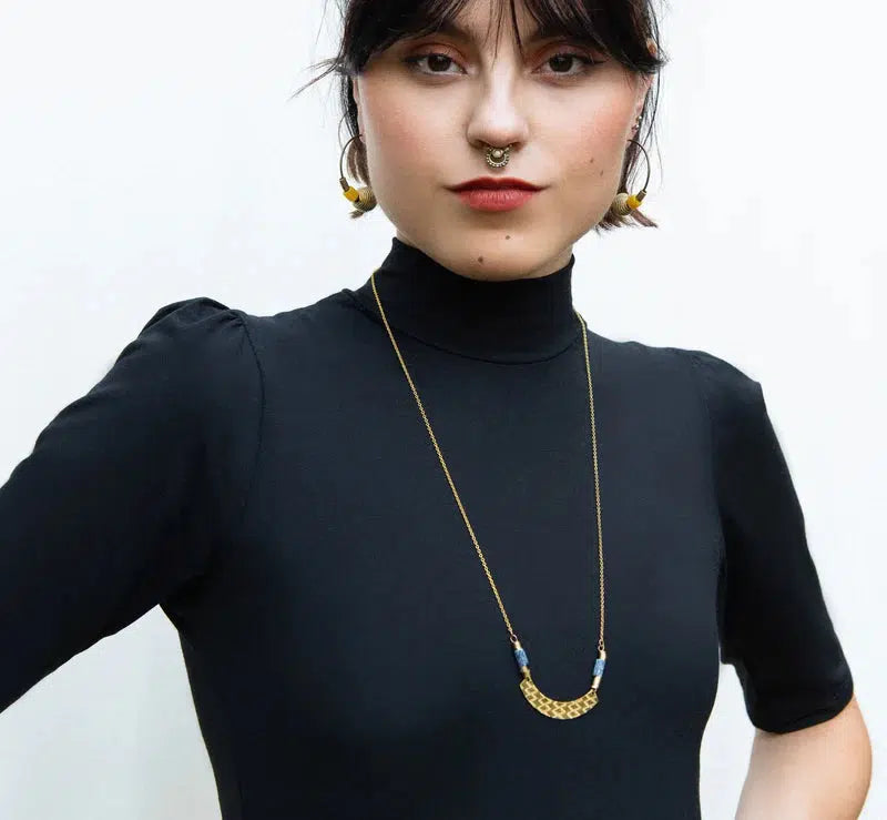 Collier Wichita rouge bordeaux de Kazak