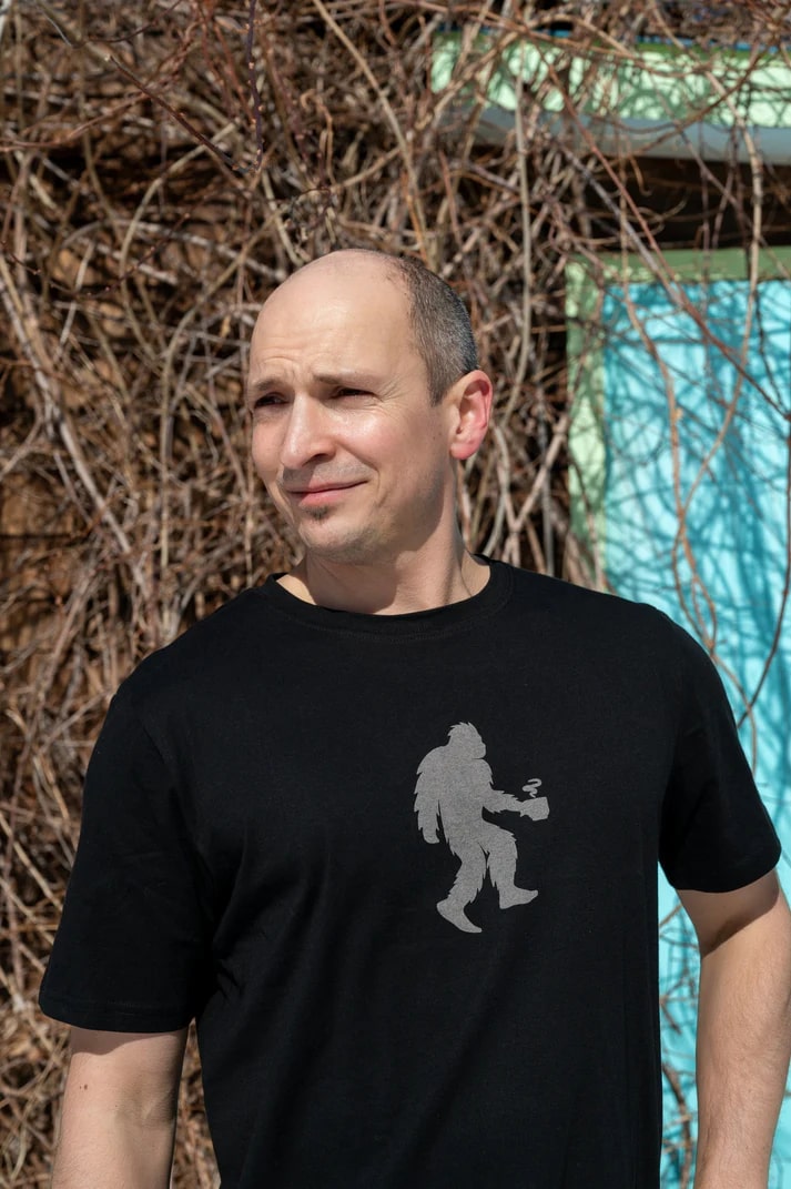 Tee-shirt Tom Yeti noir Yeti Love
