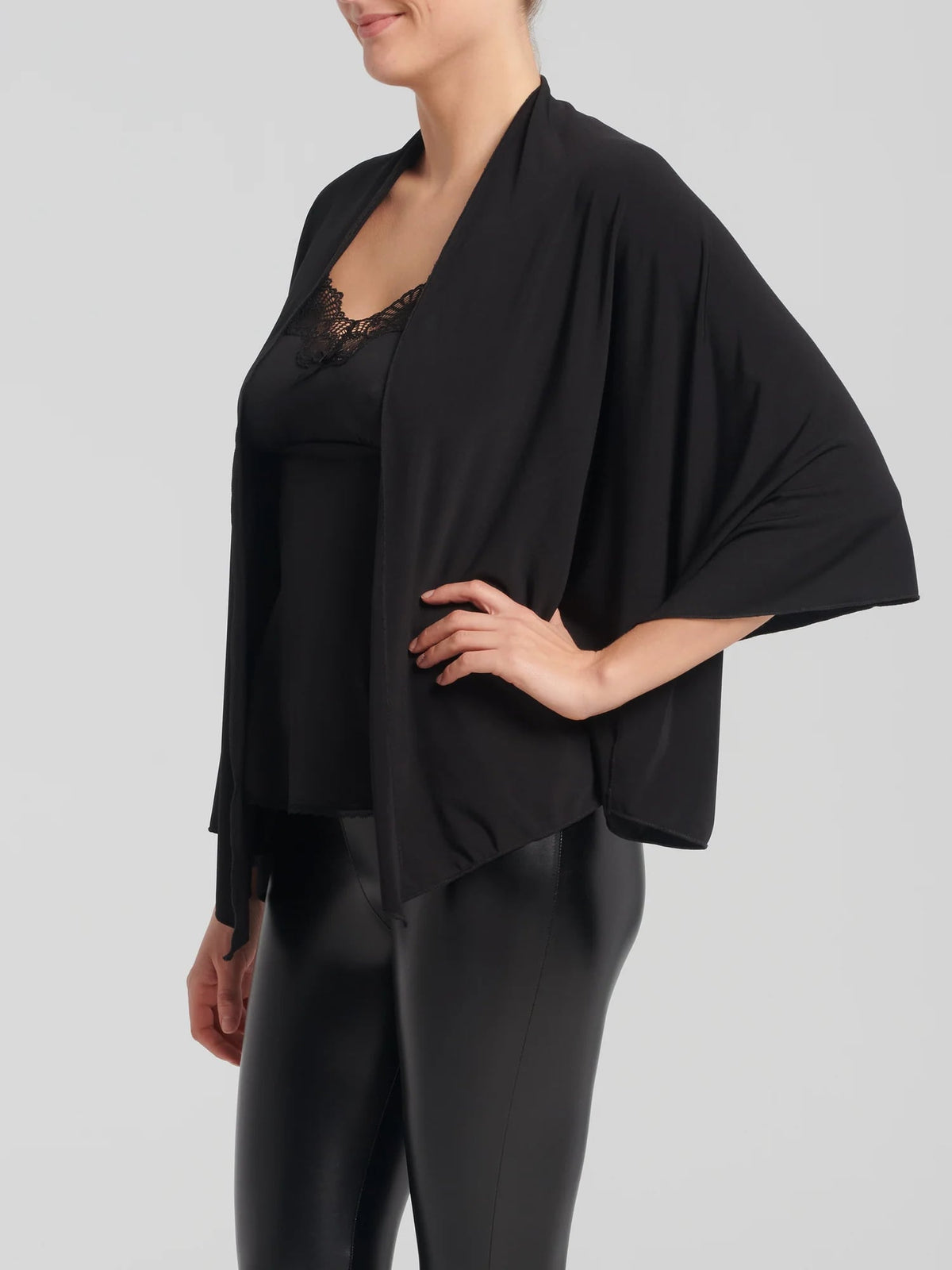 Foulard zoe noir de Kollontaï