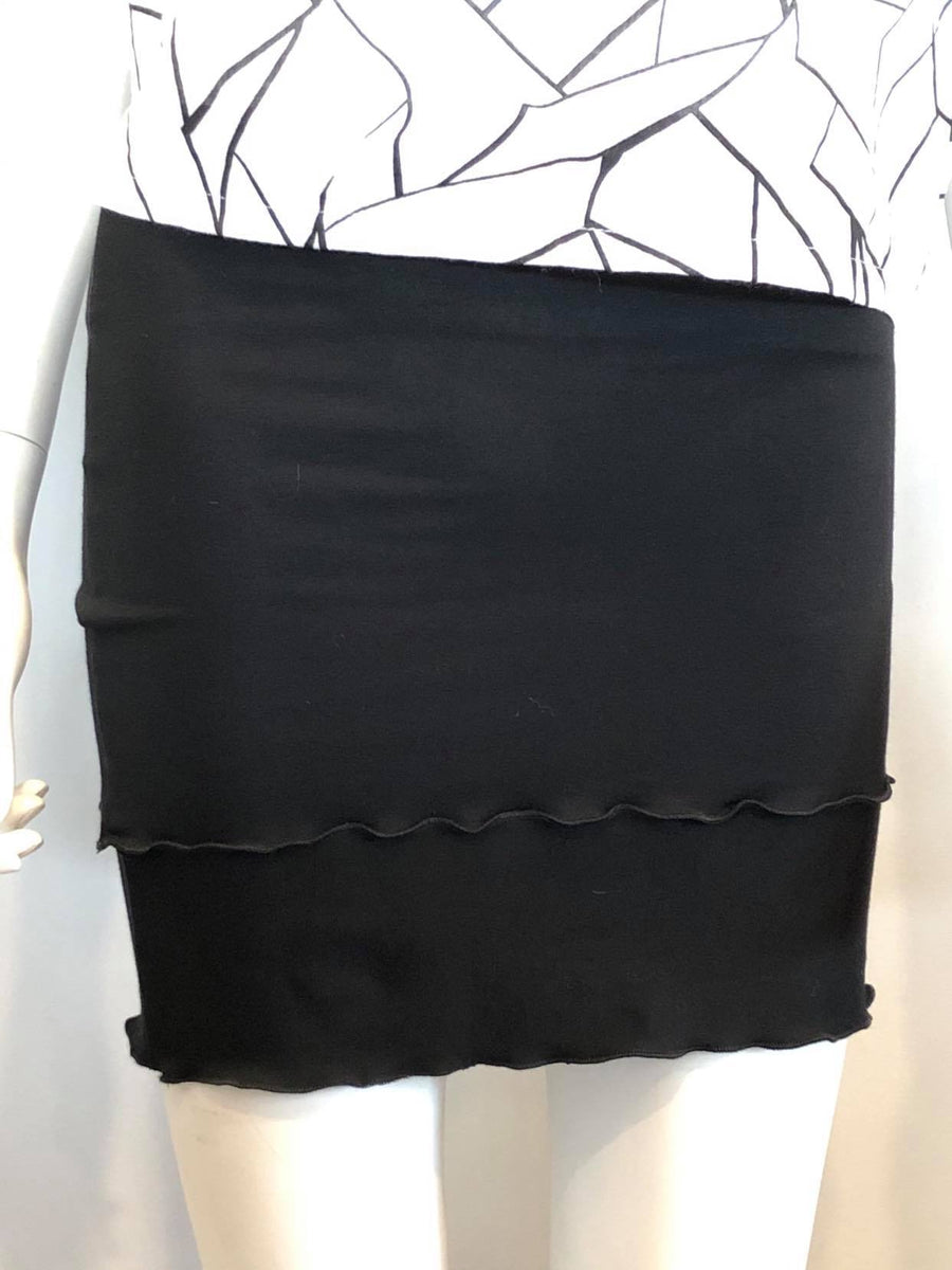 Jupe Anémone noire par Moovment Design