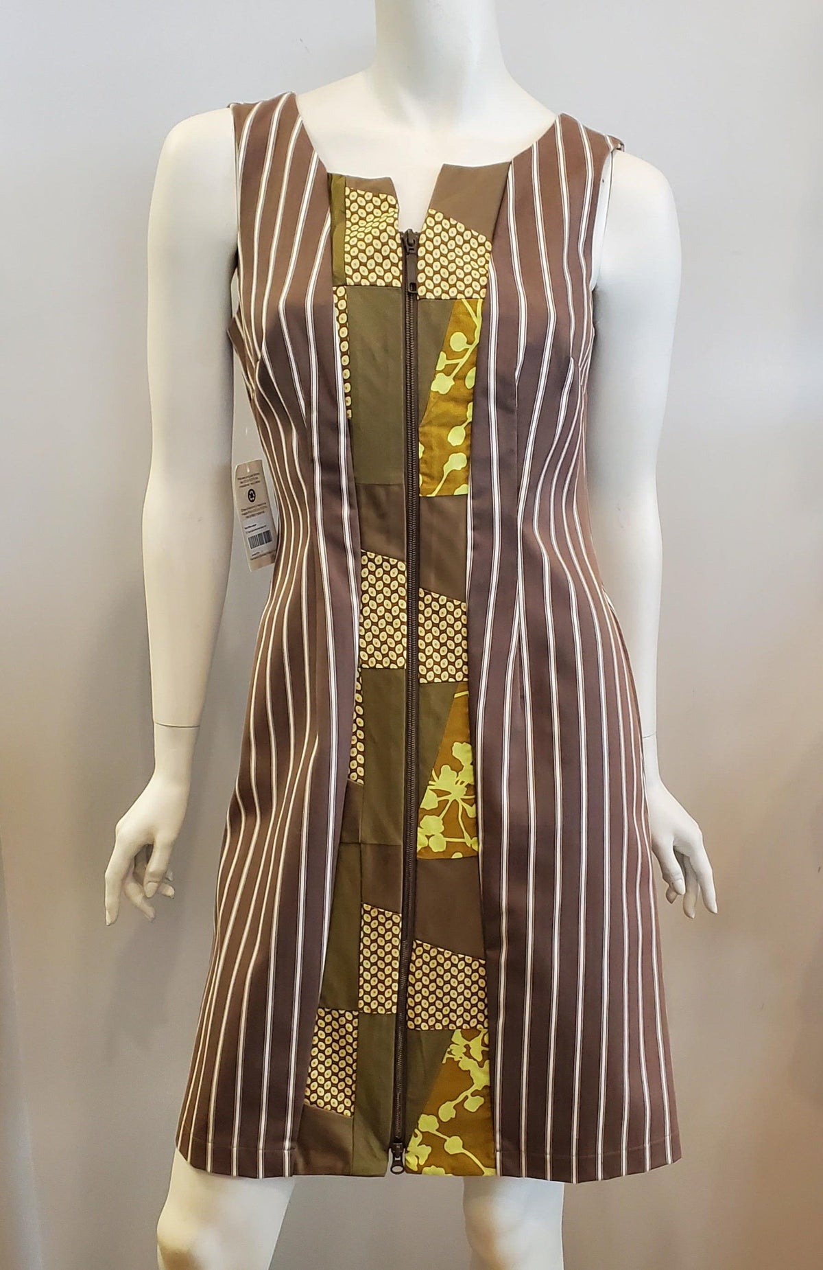 Robe fifties taupe taille 1 ou small par Myco Anna