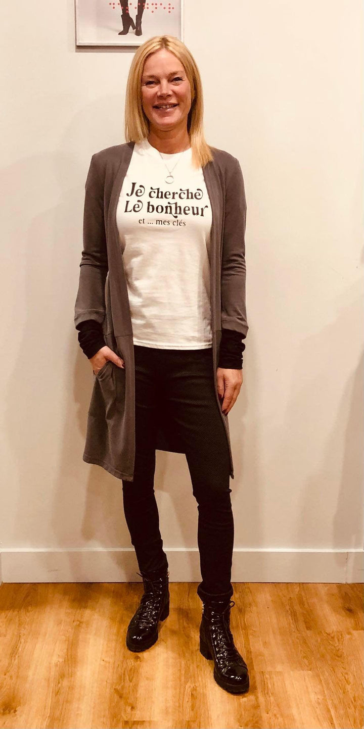 T-shirt Je cherche le bonheur  modèles ajusté de Callitee
